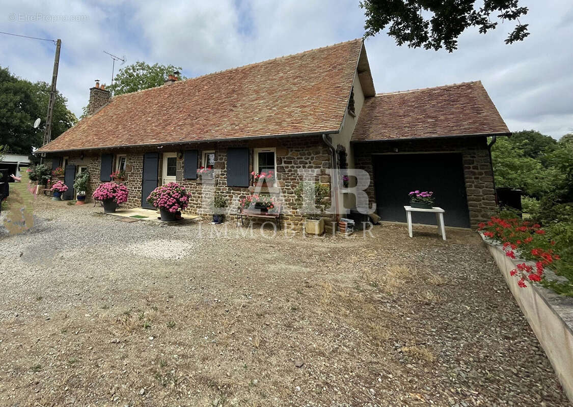 Maison à MOITRON-SUR-SARTHE