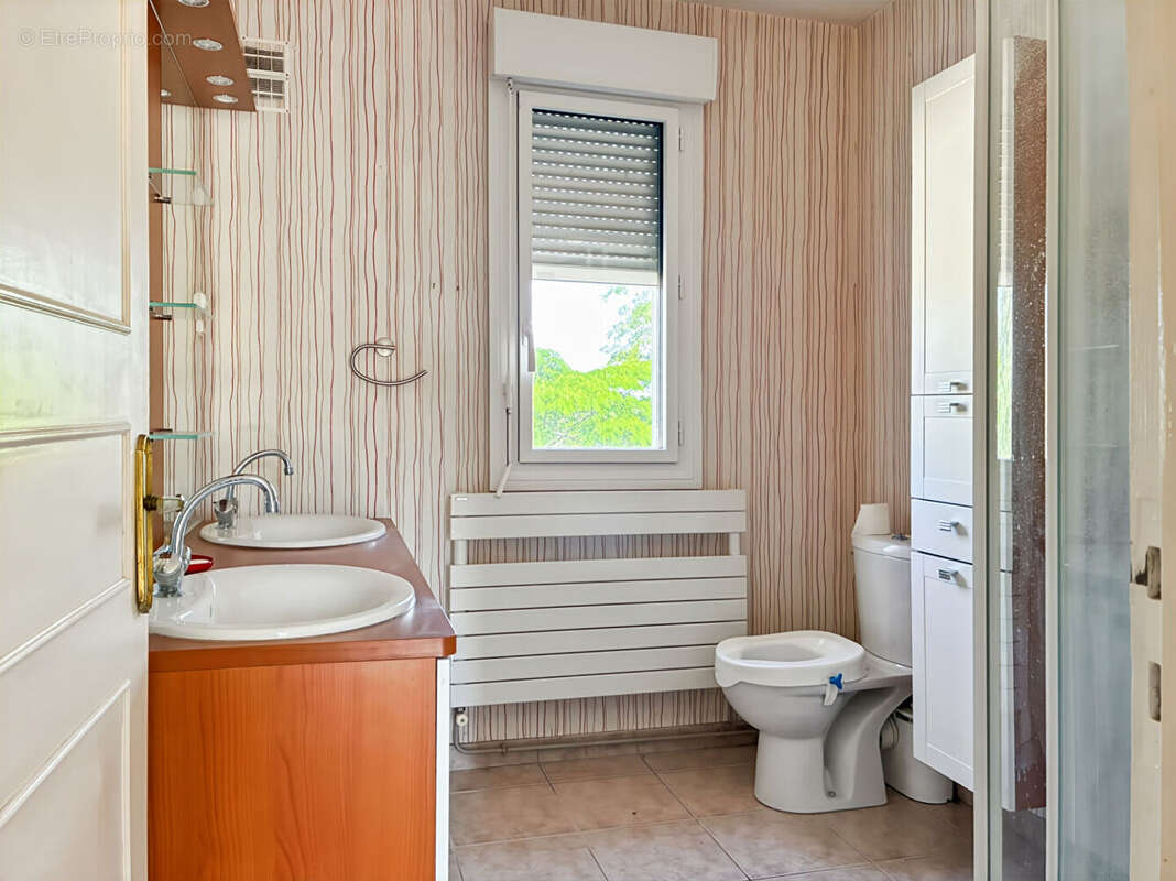 Maison à SENS-DE-BRETAGNE