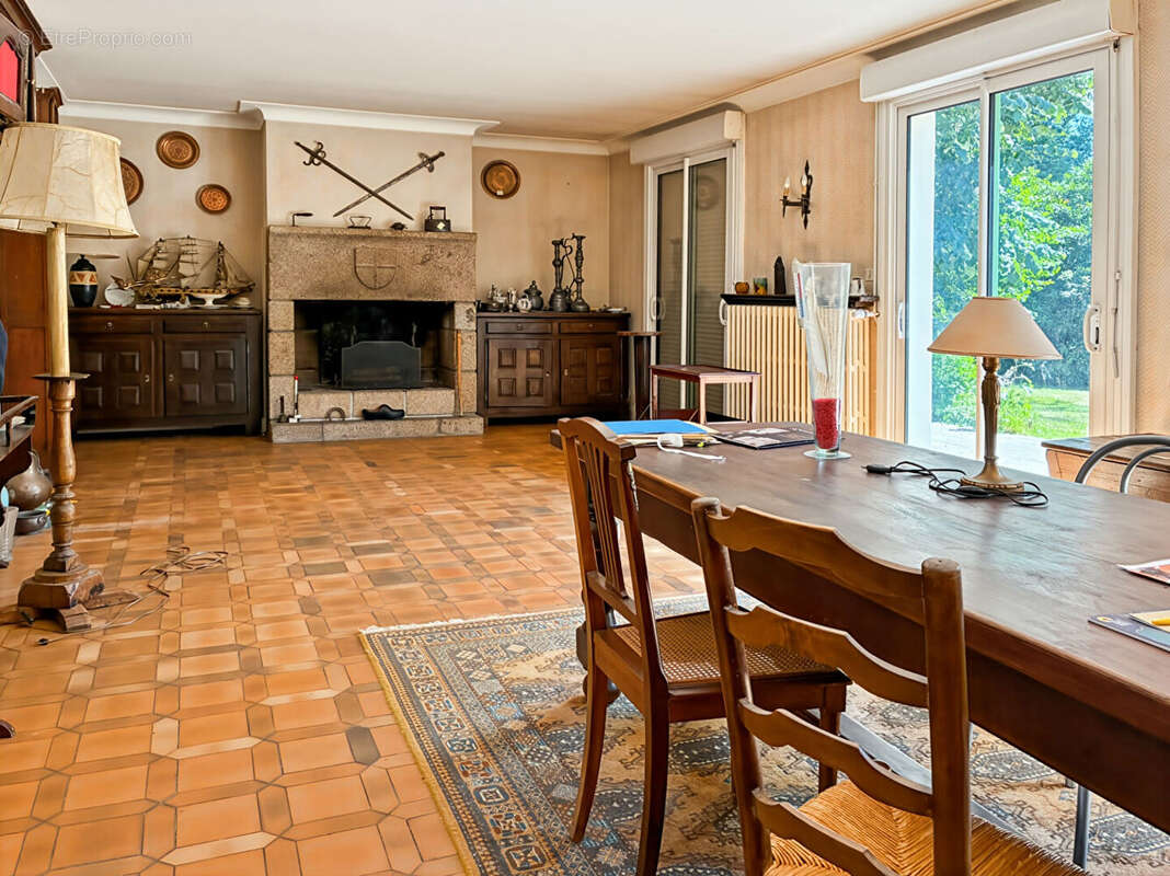 Maison à SENS-DE-BRETAGNE