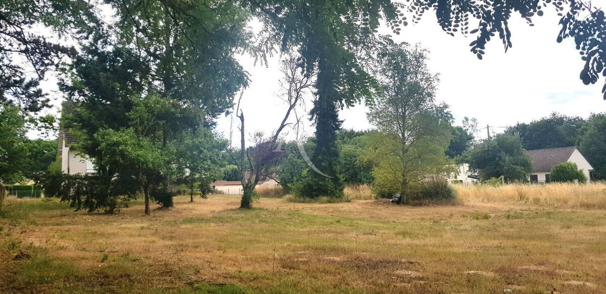 Terrain à LAMOTTE-BEUVRON