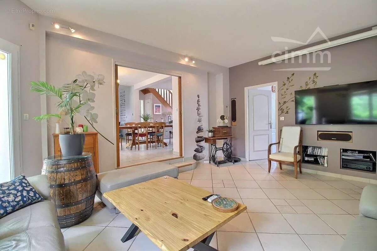 Maison à JOUE-LES-TOURS