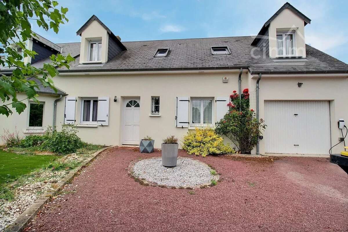 Maison à JOUE-LES-TOURS