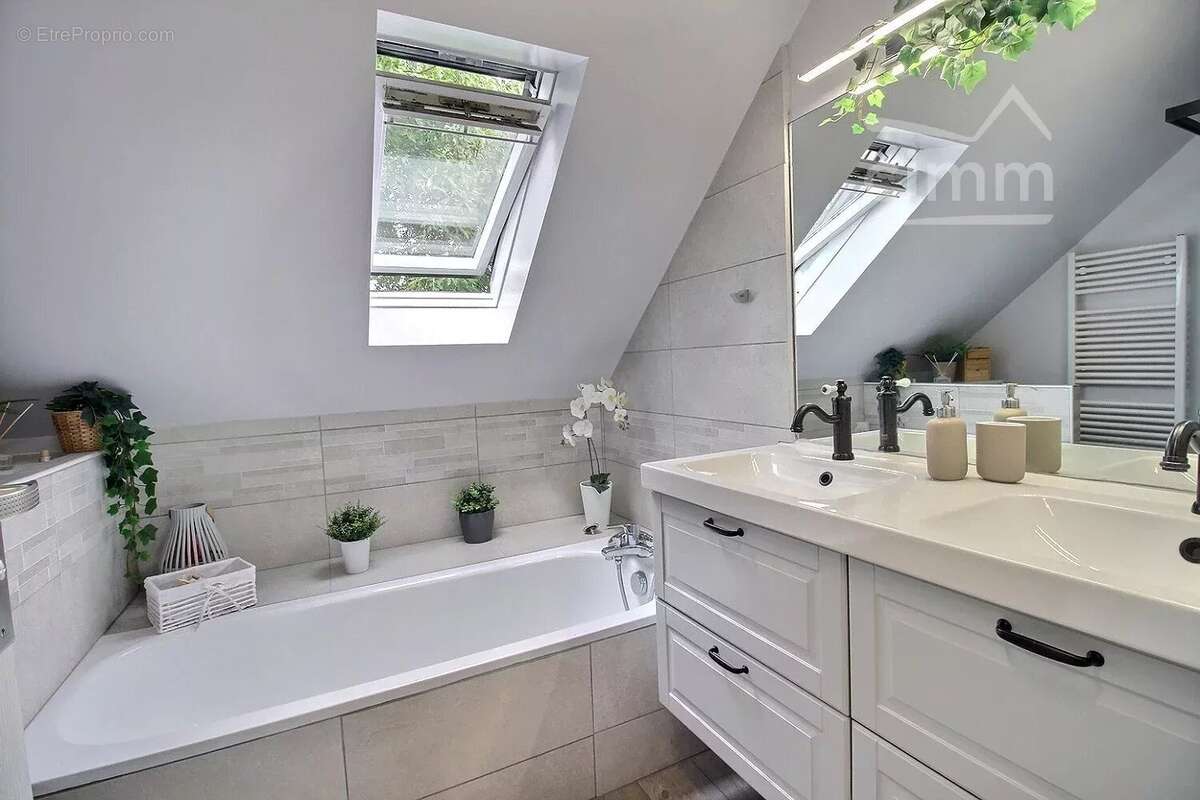 Maison à JOUE-LES-TOURS