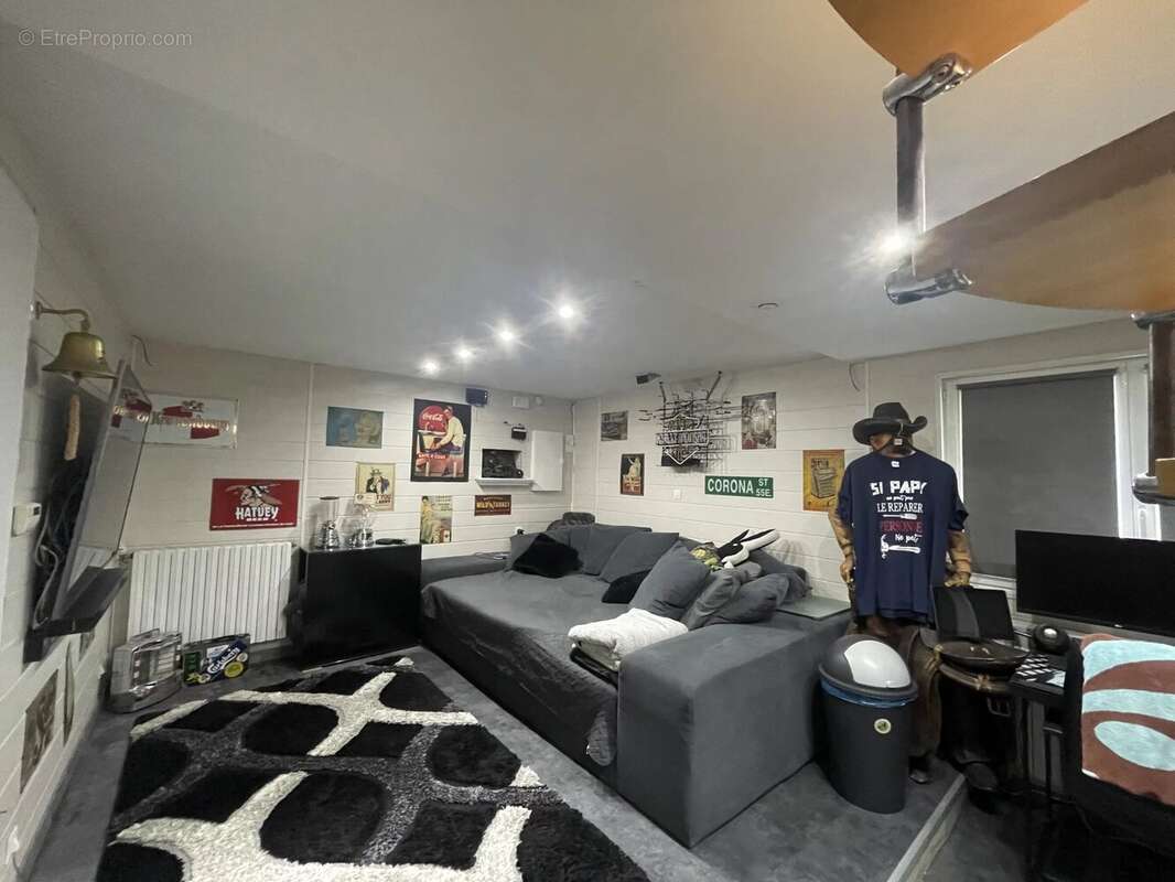 Maison à SAINT-JEAN-BREVELAY