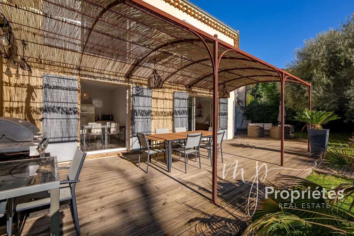 Maison à RAYOL-CANADEL-SUR-MER