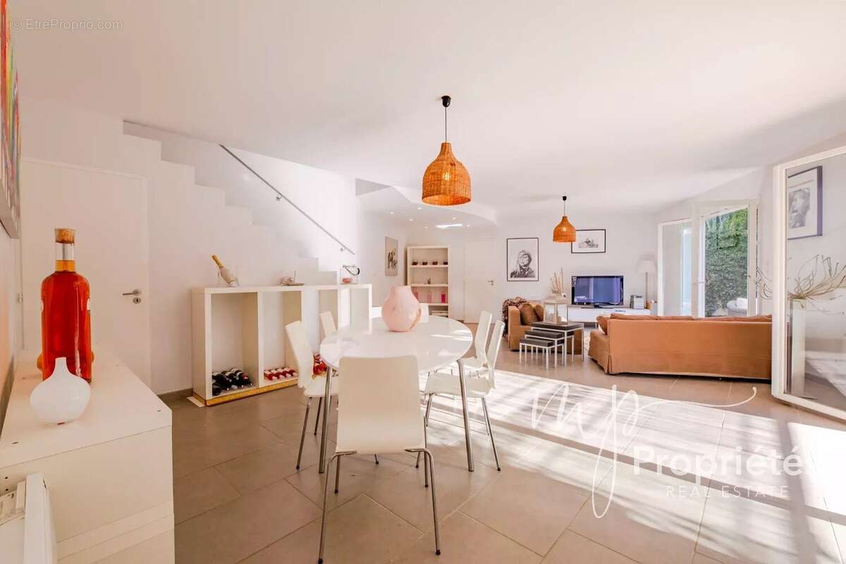 Maison à RAYOL-CANADEL-SUR-MER