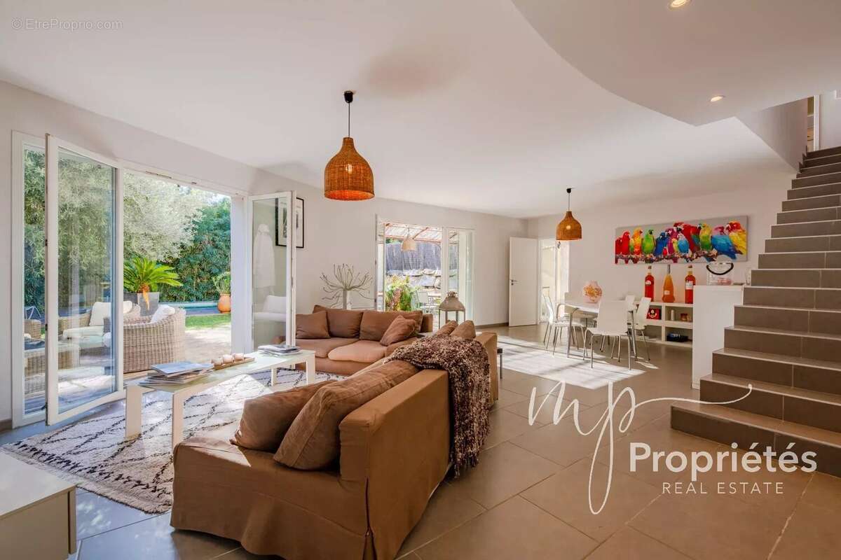 Maison à RAYOL-CANADEL-SUR-MER