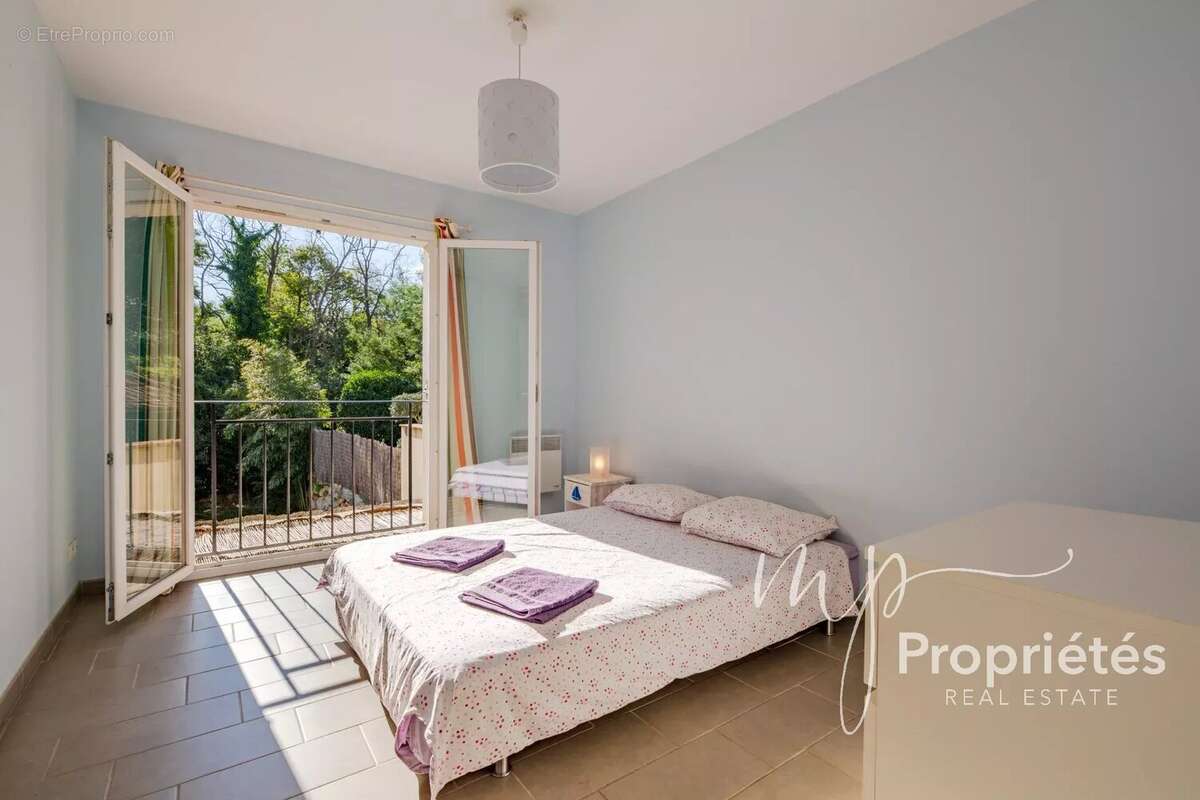 Maison à RAYOL-CANADEL-SUR-MER