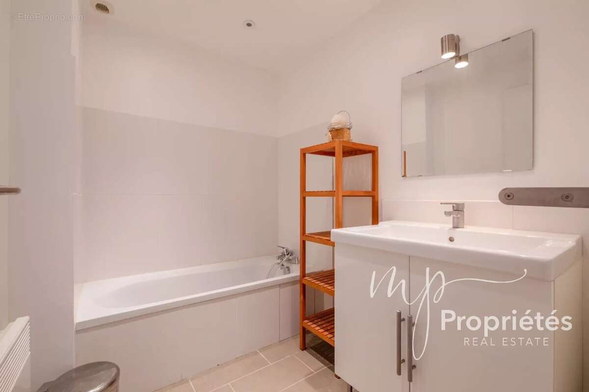 Maison à RAYOL-CANADEL-SUR-MER