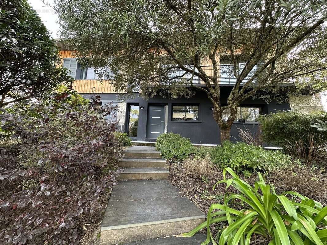 Maison à LE BOUSCAT