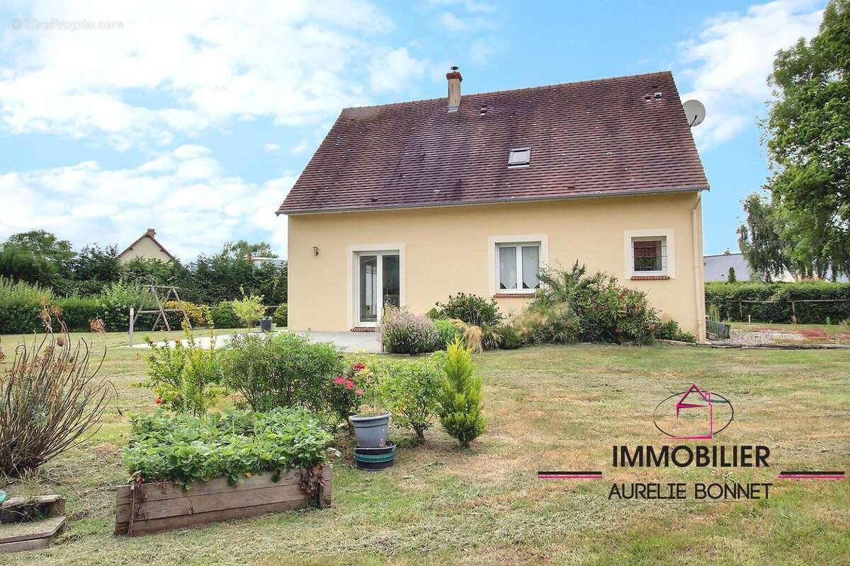 Maison à PONT-L&#039;EVEQUE