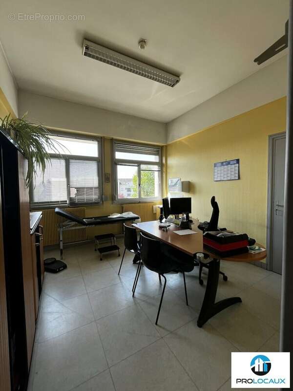 Commerce à COMPIEGNE