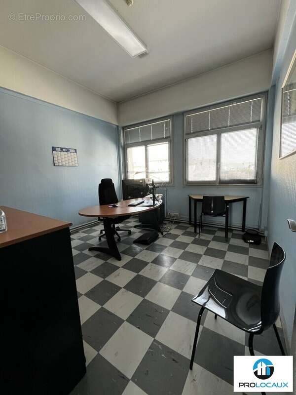 Commerce à COMPIEGNE