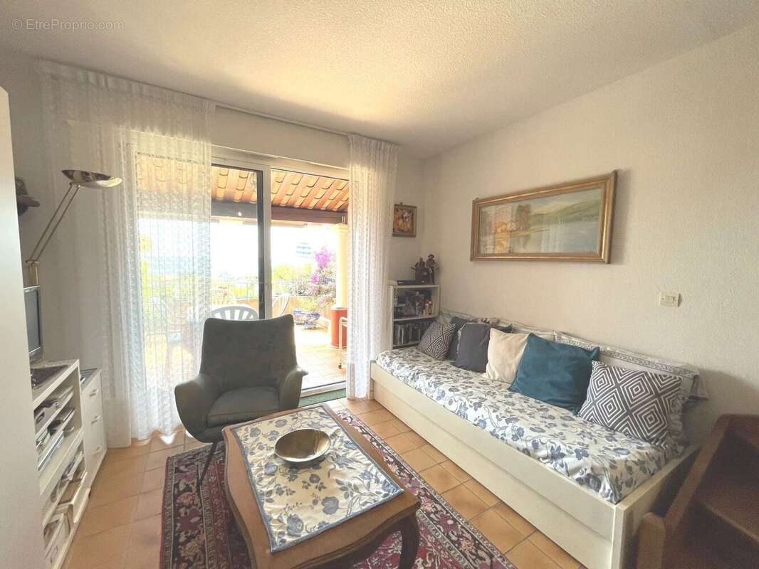 Appartement à THEOULE-SUR-MER