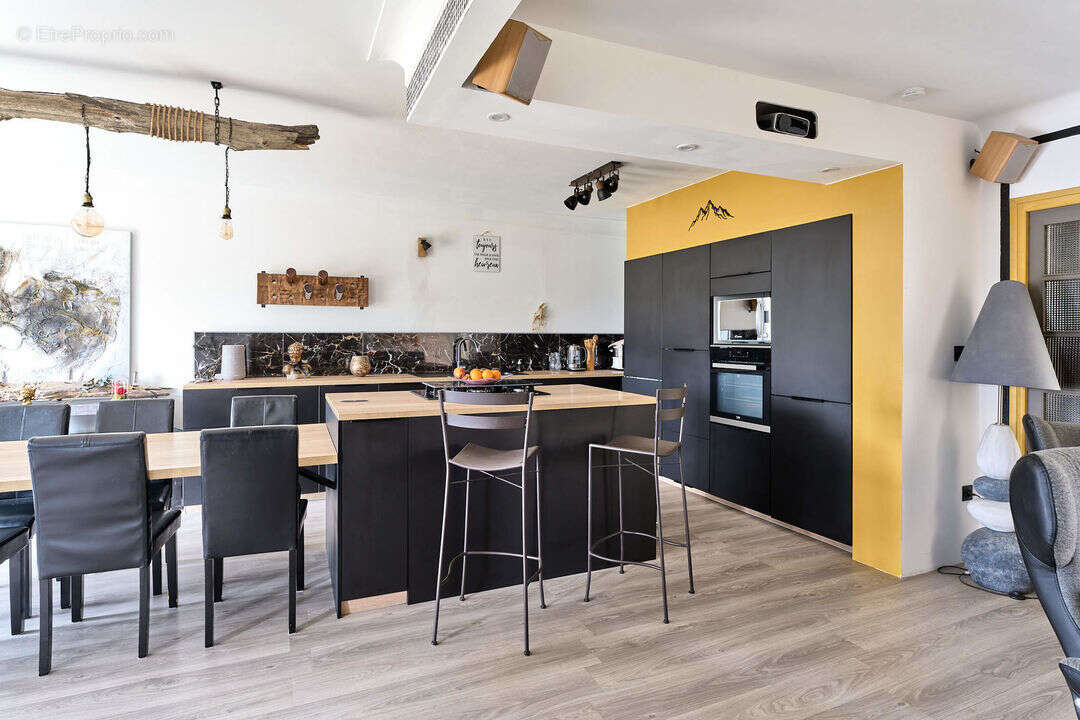 Maison avec cuisine aménagée Beausse - Maison à BEAUSSE