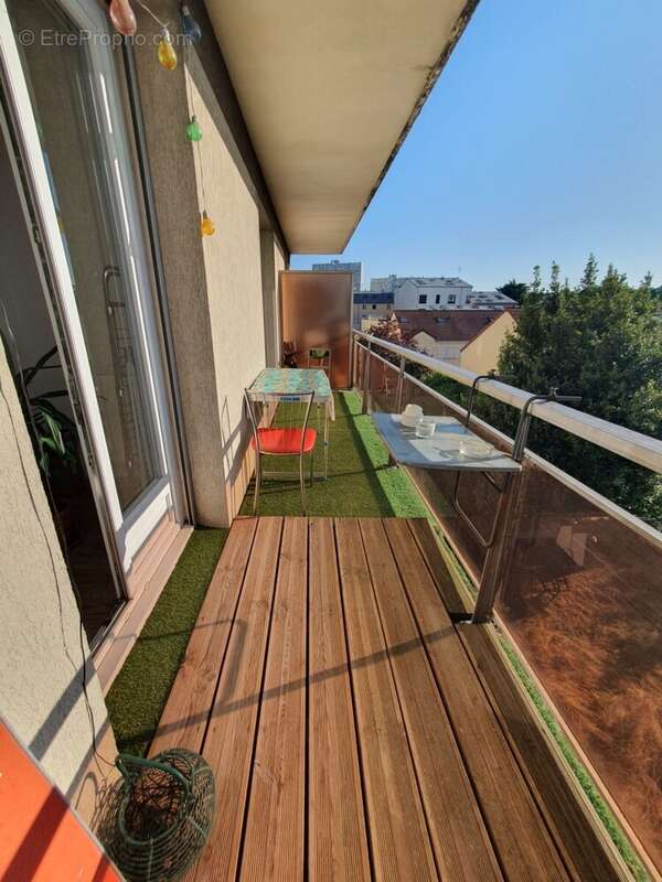 515440410_10162763773569265_7970391815708049043_n - Appartement à LES LILAS