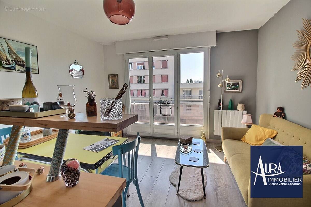 0_0002 - Appartement à BAGNOLET