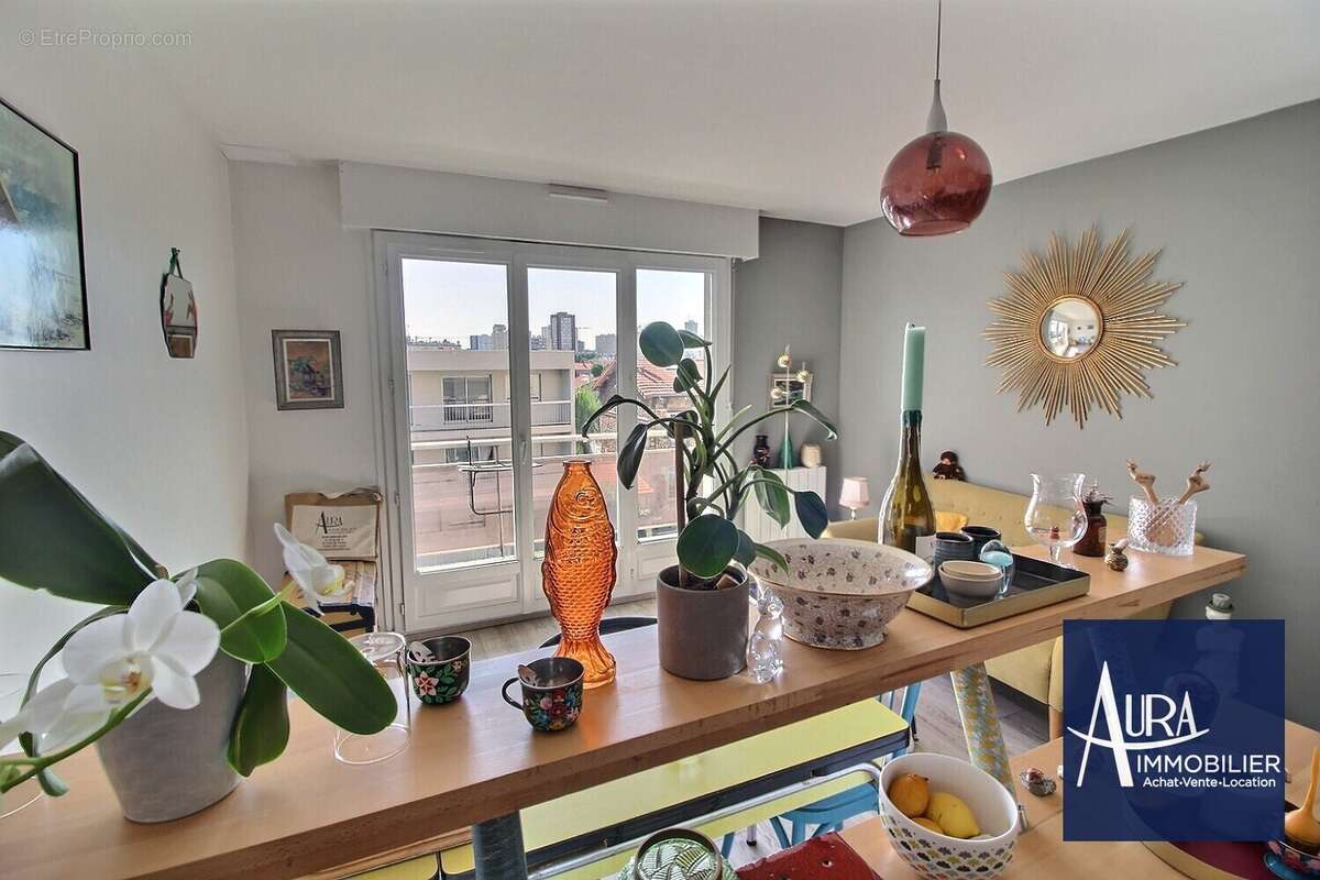 0_0003 - Appartement à BAGNOLET