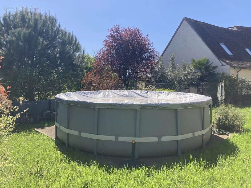 Maison à CORGNAC-SUR-L&#039;ISLE