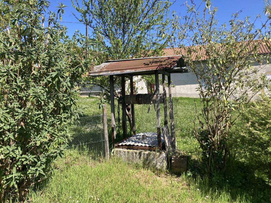 Maison à CORGNAC-SUR-L&#039;ISLE