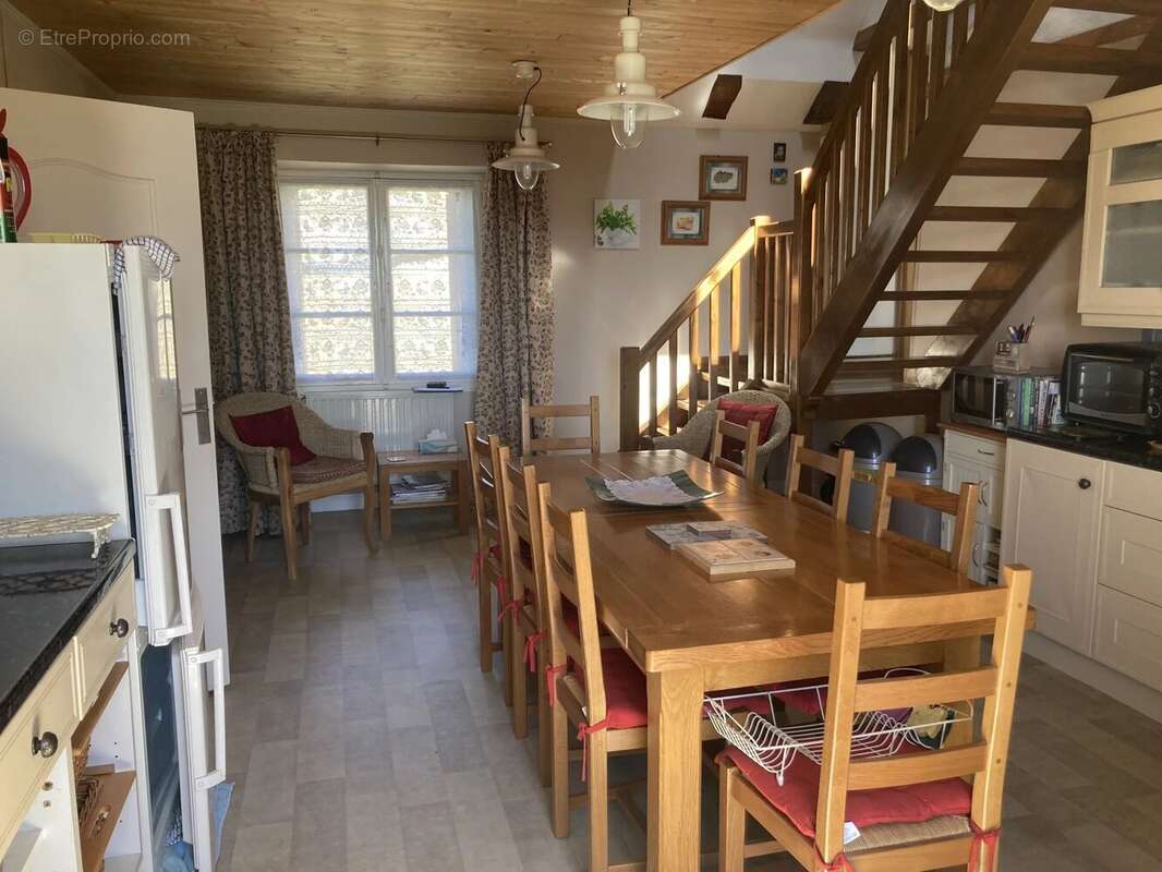 Maison à CORGNAC-SUR-L&#039;ISLE