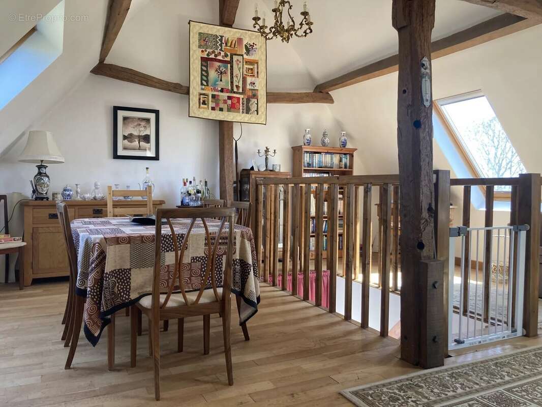 Maison à CORGNAC-SUR-L&#039;ISLE