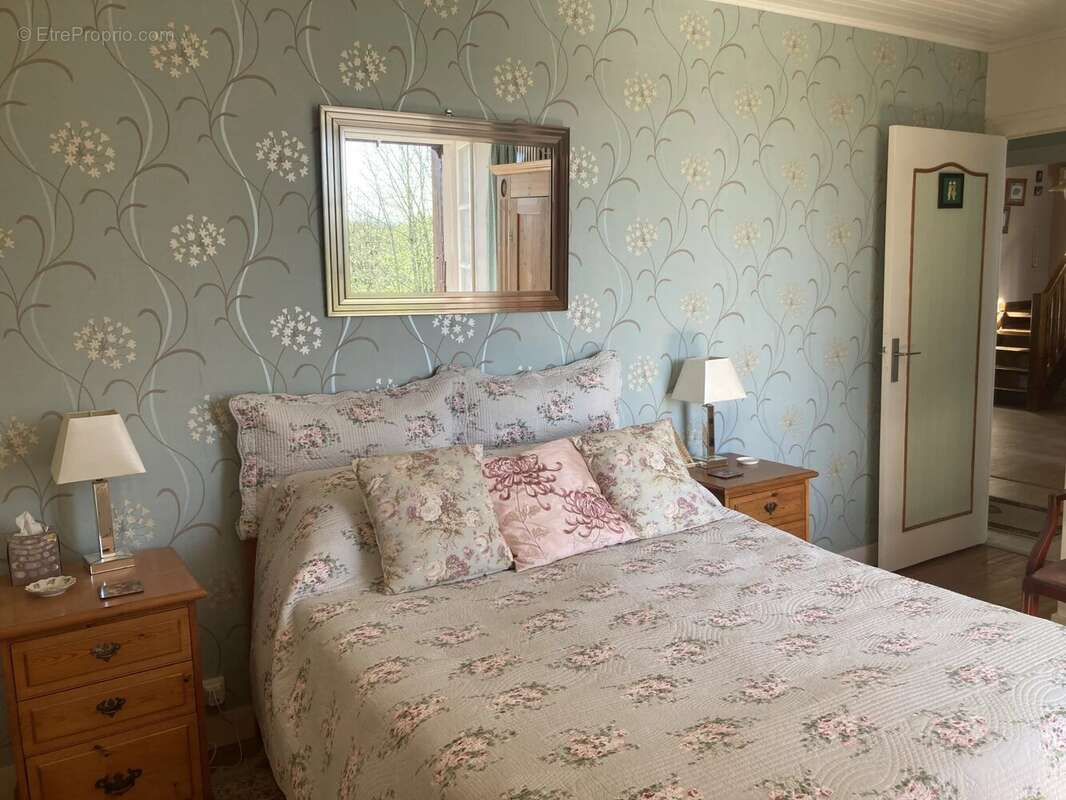 Maison à CORGNAC-SUR-L&#039;ISLE