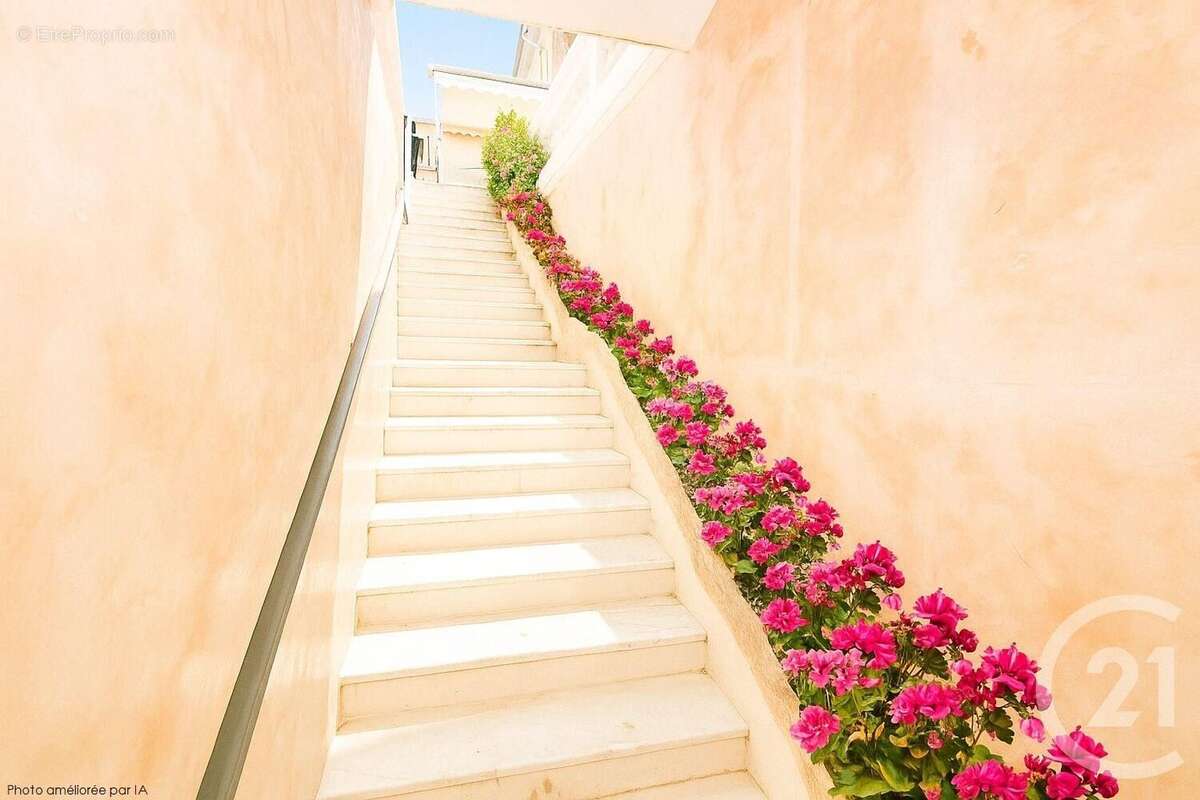 Maison à ROQUEBRUNE-CAP-MARTIN