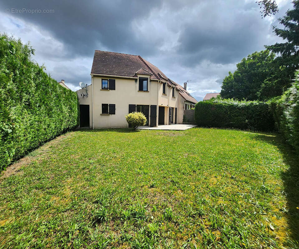 Maison à DEUIL-LA-BARRE