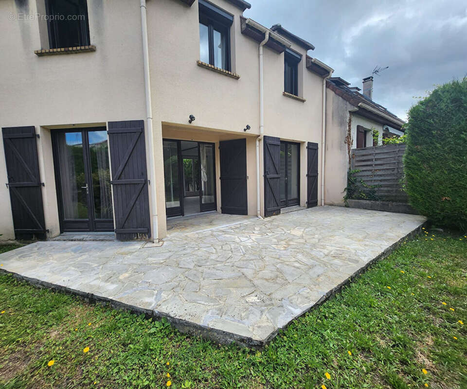 Maison à DEUIL-LA-BARRE