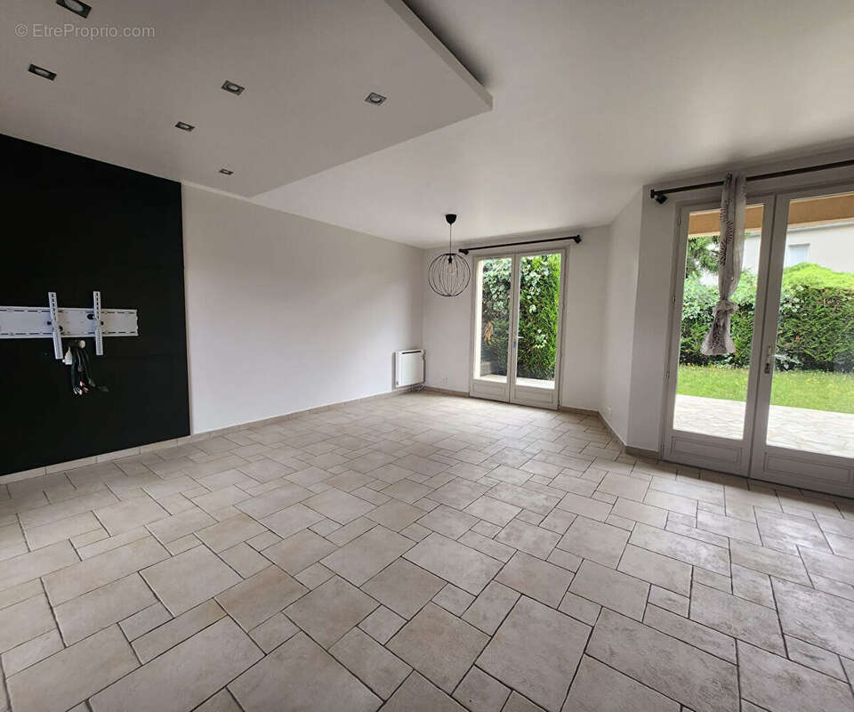 Maison à DEUIL-LA-BARRE