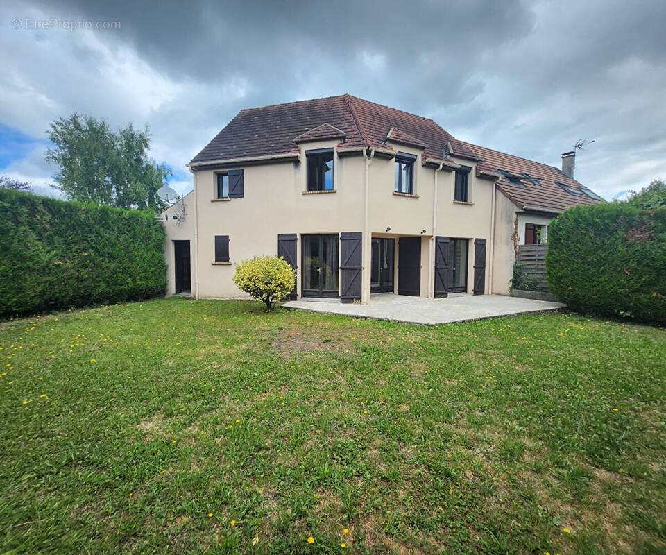 Maison à DEUIL-LA-BARRE