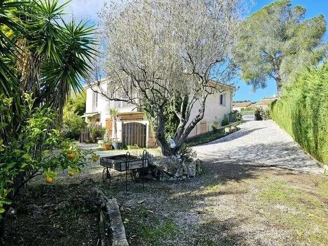 Maison à LA CROIX-VALMER