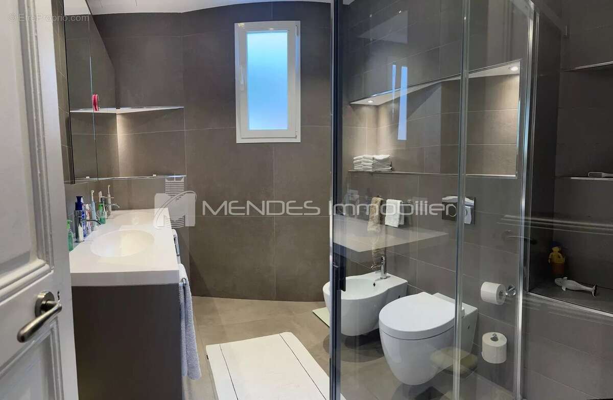 Appartement à BEAUSOLEIL