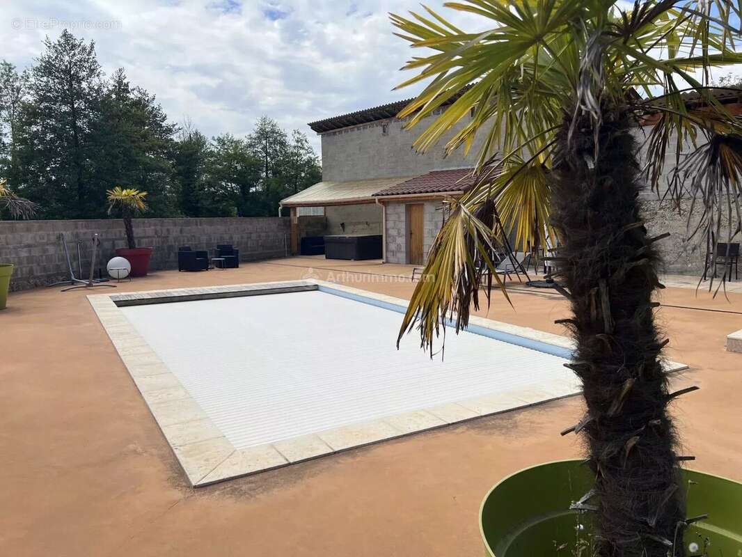 Maison à BADINIERES