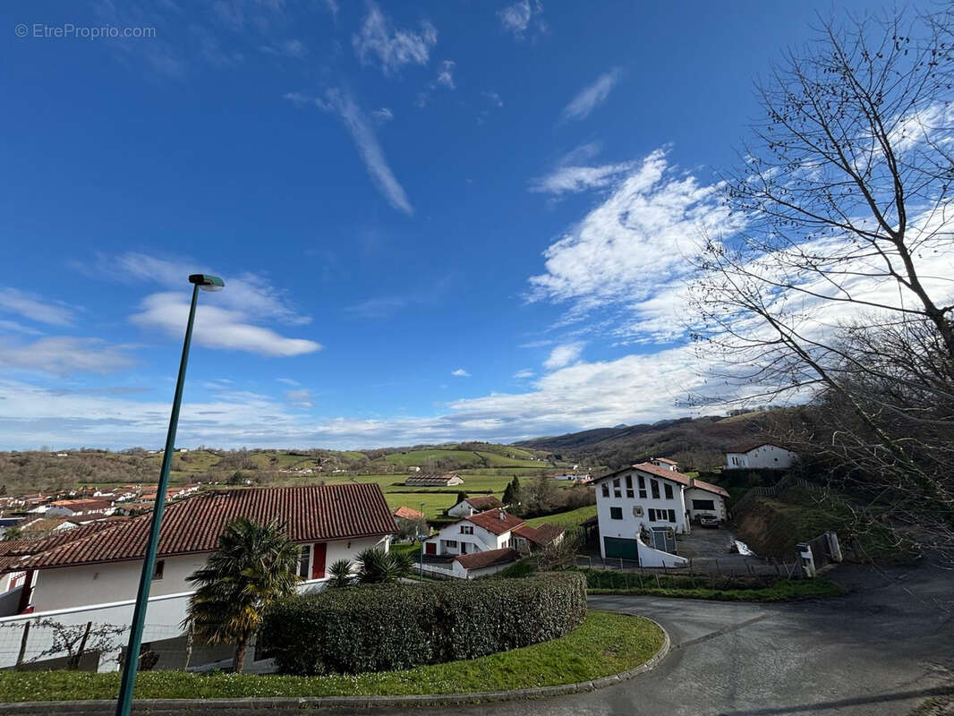 Maison à SAINT-PEE-SUR-NIVELLE