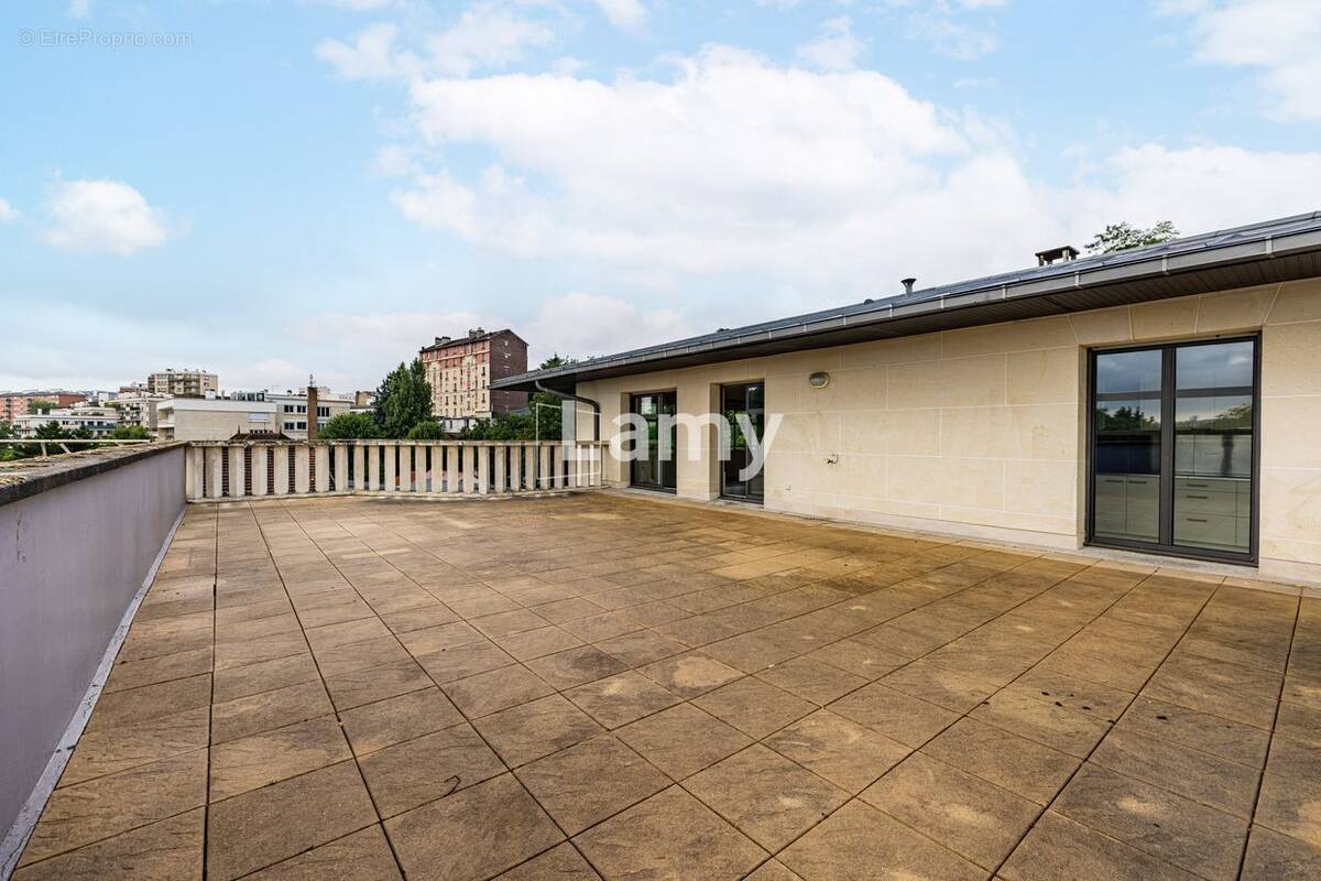 Appartement à JOINVILLE-LE-PONT