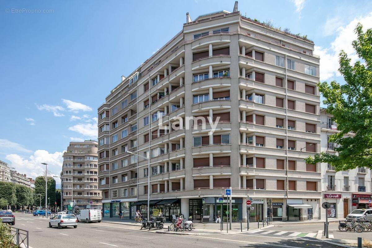 Appartement à GRENOBLE