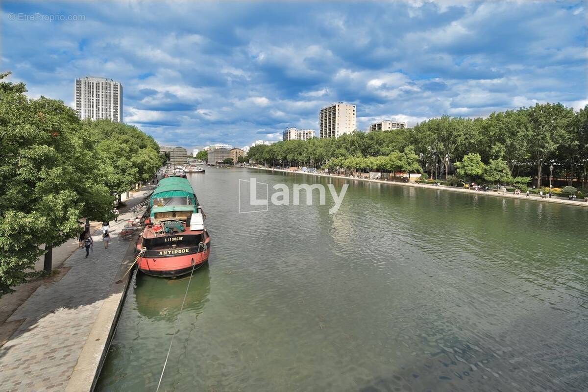 Appartement à PARIS-19E