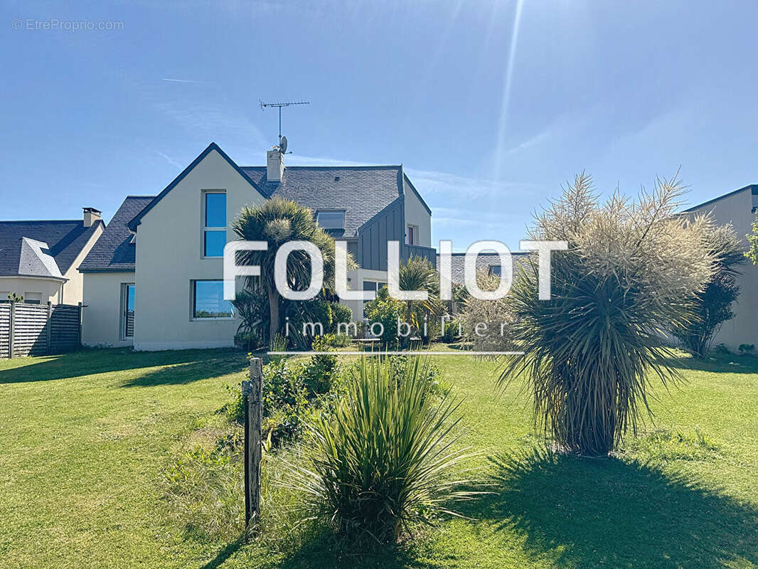 Maison à BLAINVILLE-SUR-MER