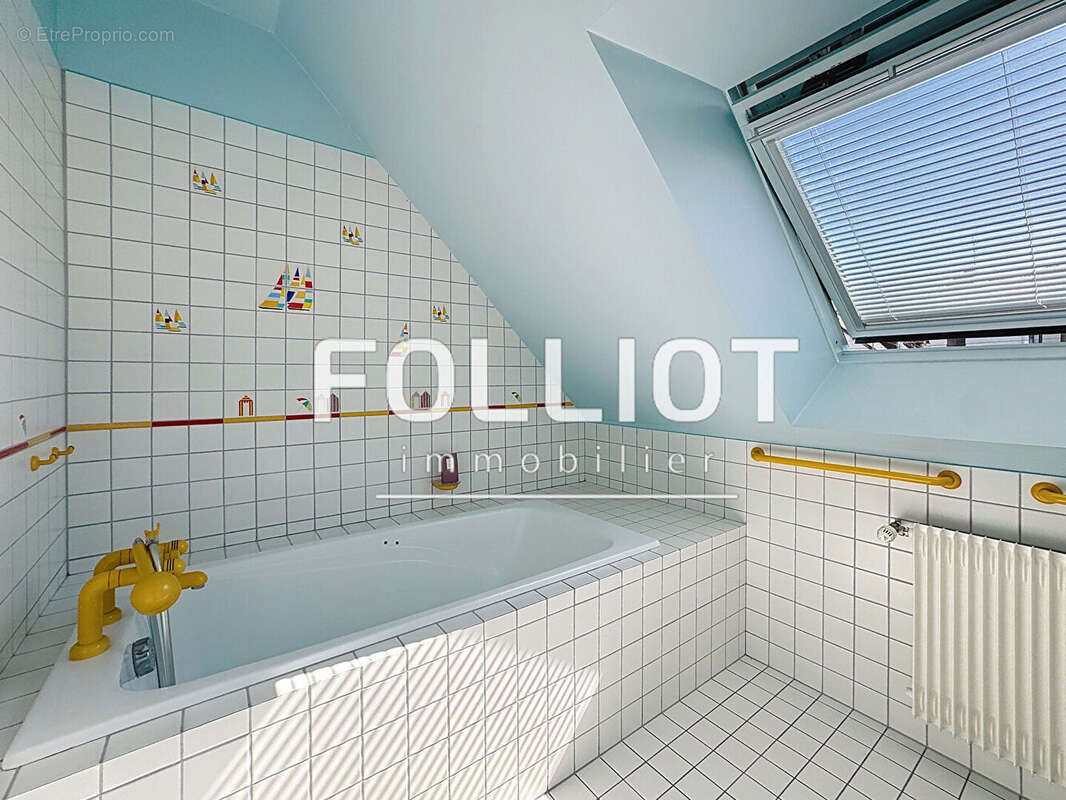 Maison à BLAINVILLE-SUR-MER