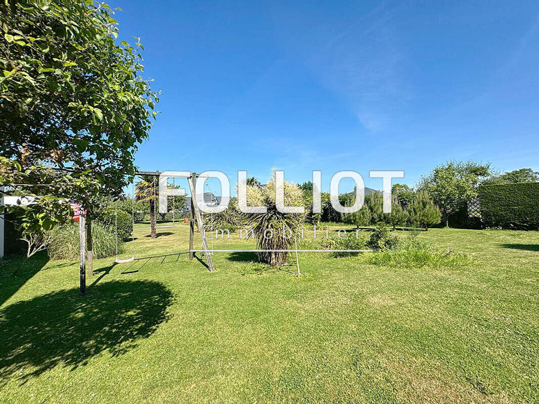 Maison à BLAINVILLE-SUR-MER