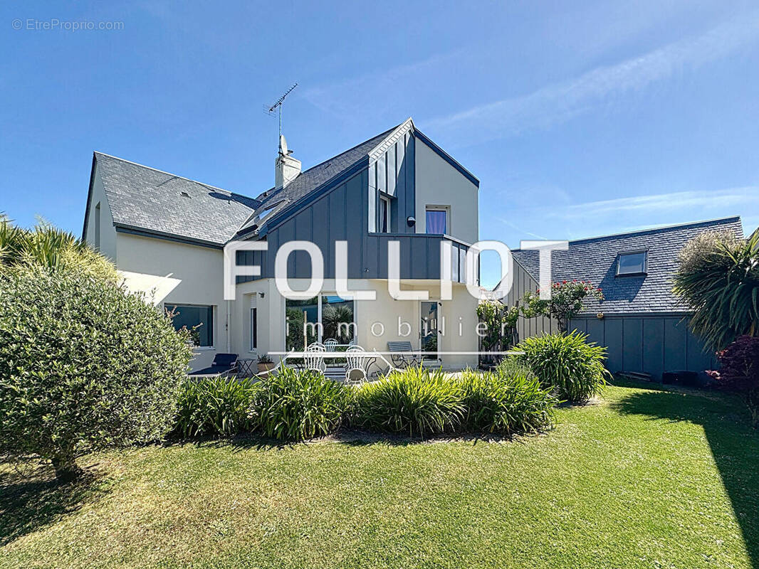 Maison à BLAINVILLE-SUR-MER