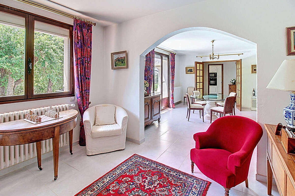 Maison à DRAGUIGNAN