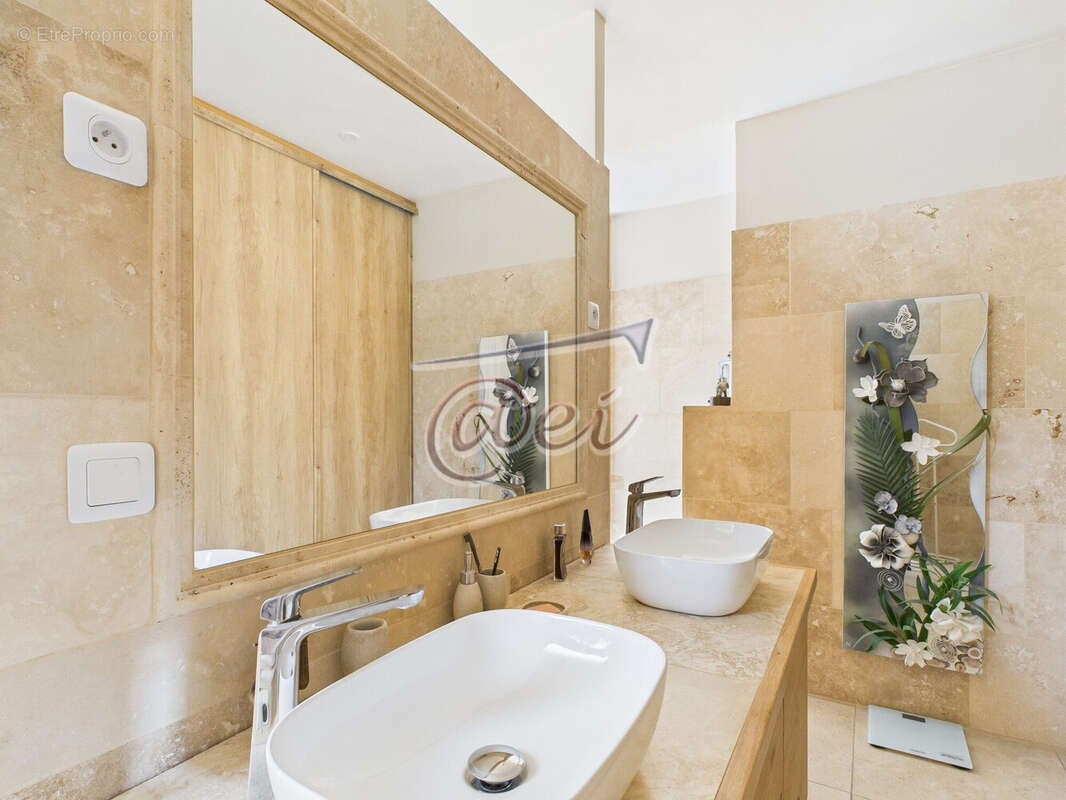 Maison à SAINT-MAXIMIN-LA-SAINTE-BAUME