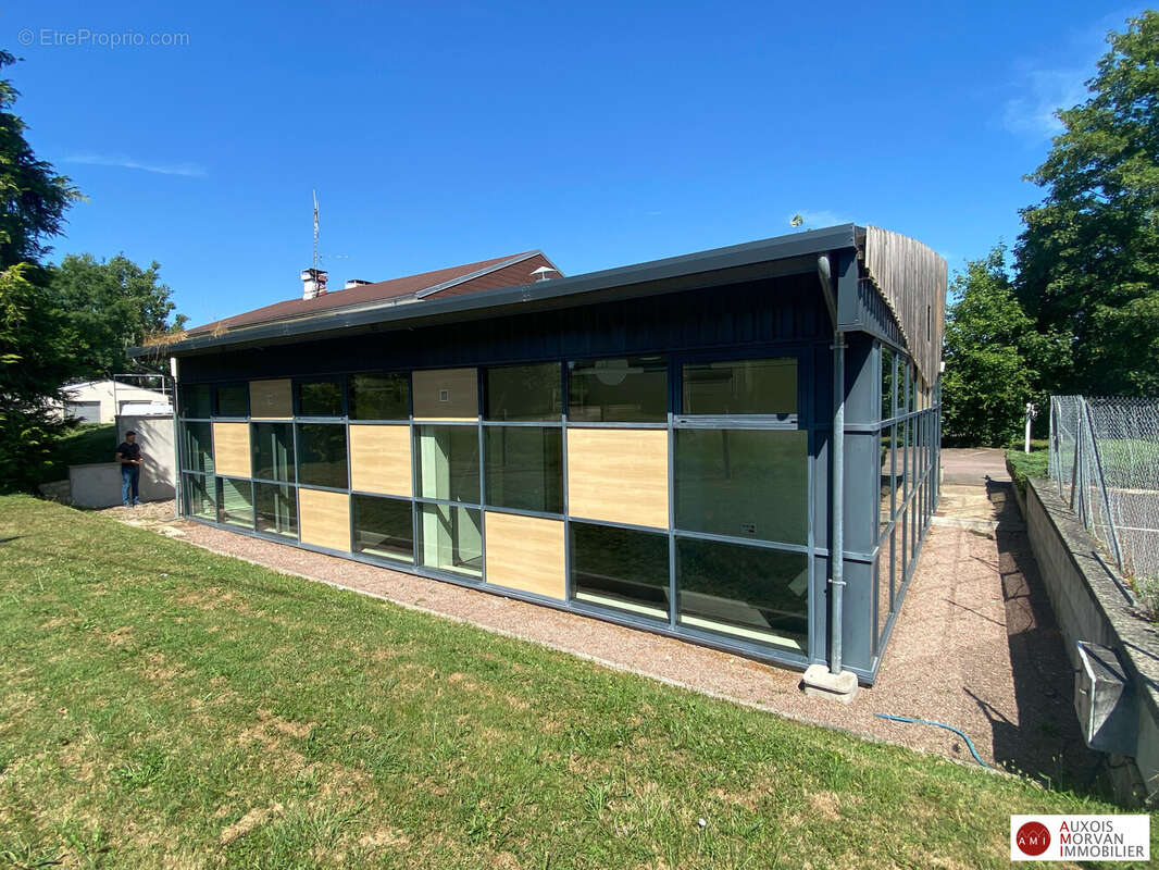 Commerce à SEMUR-EN-AUXOIS