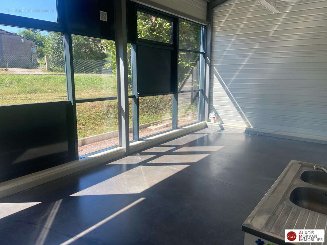 Commerce à SEMUR-EN-AUXOIS