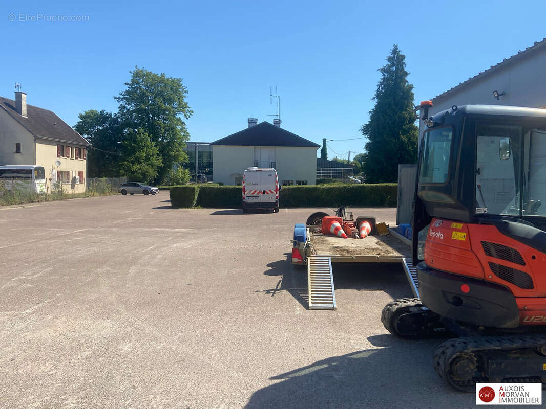 Commerce à SEMUR-EN-AUXOIS