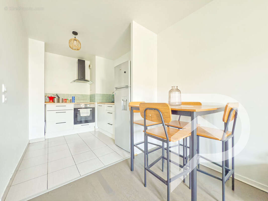 Appartement à PERSAN