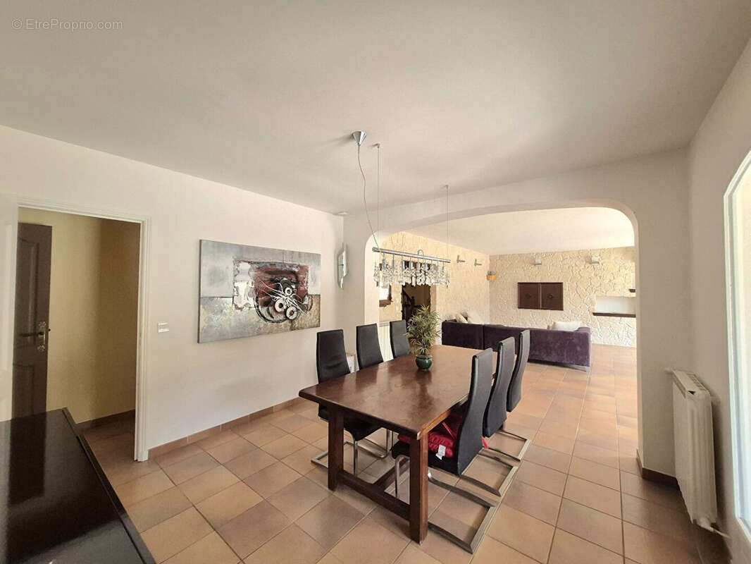 Maison à SAUSSET-LES-PINS